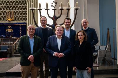 Besichtigung der Synagoge in K�ln